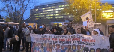 Val-de-Marne – droit des étrangers : manifestation contre le tout Internet devant la préfecture