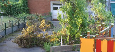 Une mini tornade arrache le toit de l’école Joliot-Curie