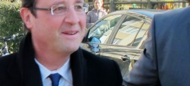 François Hollande revient sur ses terre de campagne au chevet des commerces de Bonneuil-sur-Marne