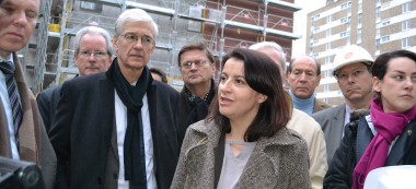 Cécile Duflot visite un chantier de logements sociaux