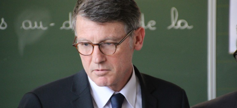 33 élus du Val-de-Marne affichent leur soutien à Vincent Peillon