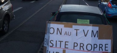 Manifestation contre l’Est-TVM en site propre à Champigny