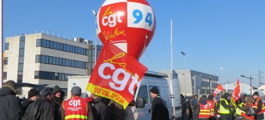 Grève des RER A et B et manifestation pour soutenir les Goodyear