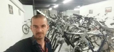 Monsieur cycles réveille les vélos hollandais à Saint-Maur-des-Fossés