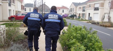 Sylvain Thézard pétitionne pour une police municipale à Créteil