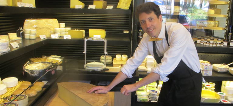 L’ancien ingénieur en mécanique reconverti en fromager à Nogent-sur-Marne