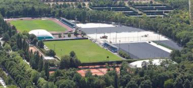 Un nouveau terrain de rugby synthétique à Vincennes