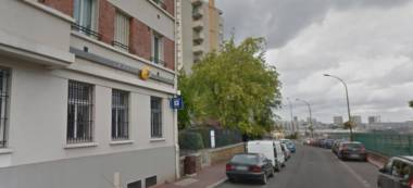 Manif à Créteil contre la fermeture des bureaux de Poste en Val-de-Marne