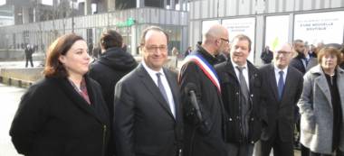 François Hollande en visite à Ivry-sur-Seine pour témoigner d’une banlieue apaisée