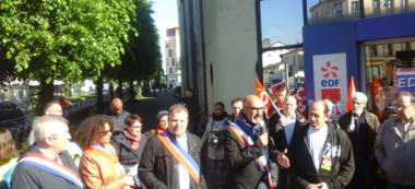 Manifestation pour le maintien de l’agence EDF à Ivry-sur-Seine