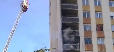 Incendie dans une tour de 17 étages à Créteil