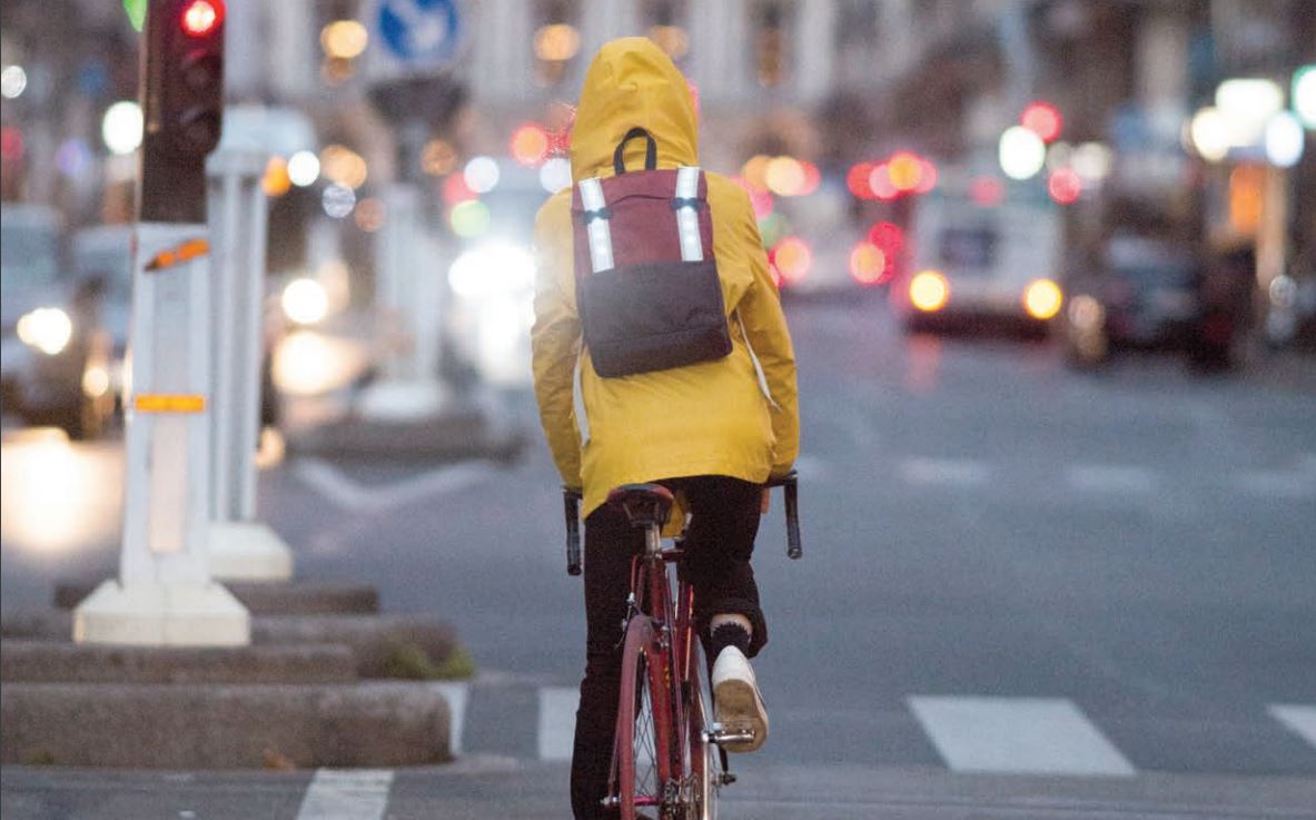 A Arcueil Galanck prim e pour son sac dos GPS de v lo