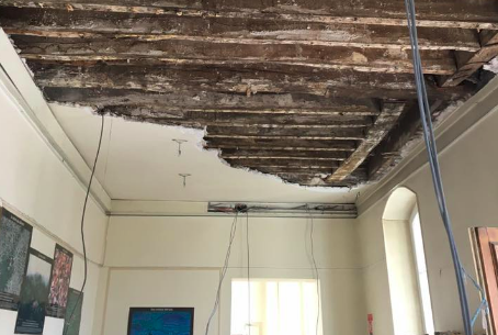 A Saint-Maur-des-Fossés, le plafond de l’école du Centre s’effondre
