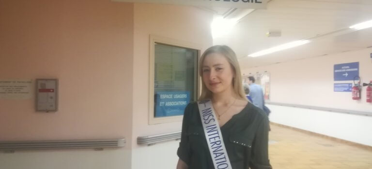 Créteil : une miss Val-de-Marne aux multiples talents à l’hôpital Mondor