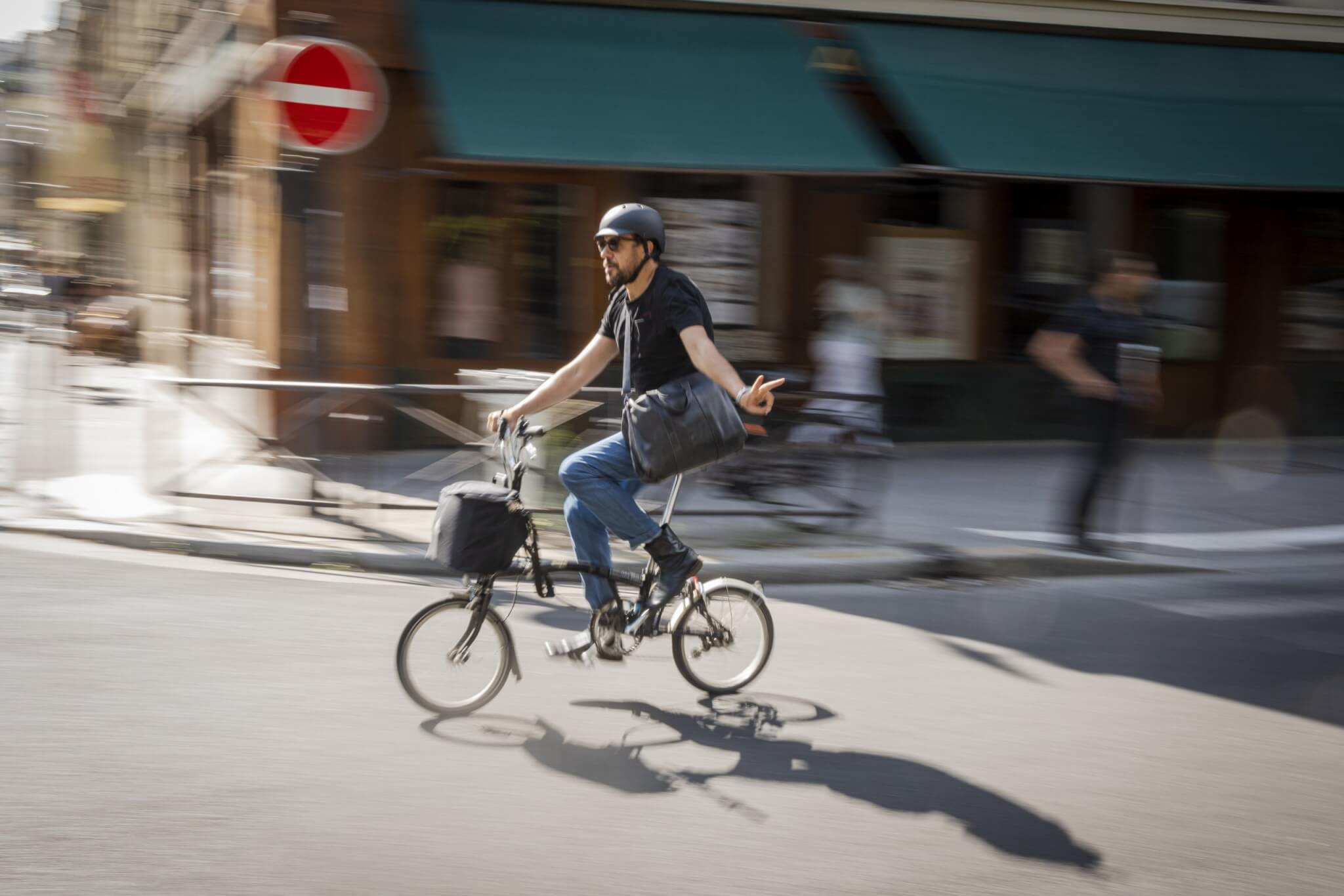 Dans Paris à vélo, on dépasse les autos…