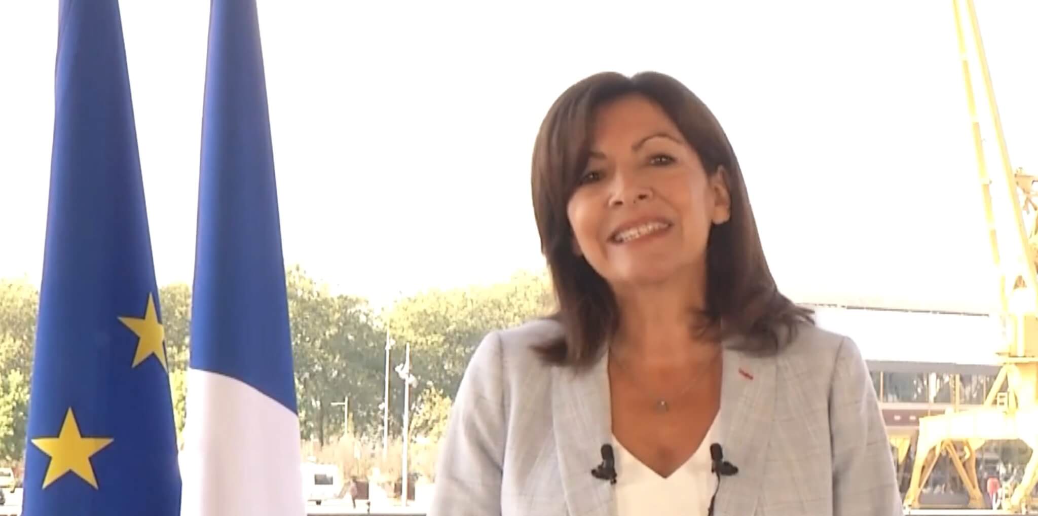 Municipales 2026 à Paris : Anne Hidalgo passe le témoin à Rémi Féraud, la guerre de succession est déclarée