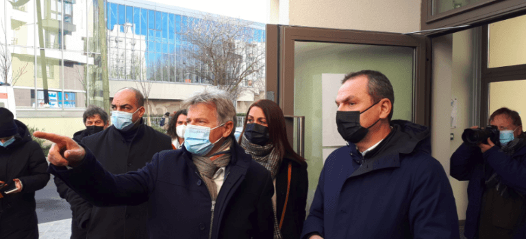Présidentielle – Villejuif: Fabien Roussel souhaite faire convaincre les non-vaccinés par les médecins traitants