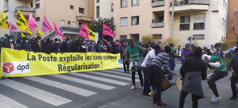 Créteil : manifestation de travailleurs sans-papiers du piquet Chronopost