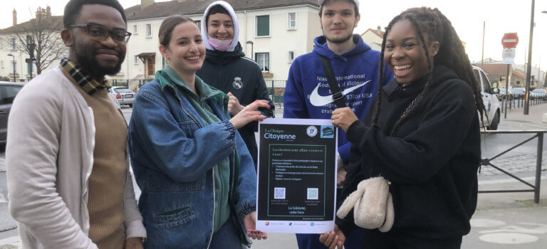 À Vitry-sur-Seine, la clinique citoyenne se mobilise pour le vote des jeunes