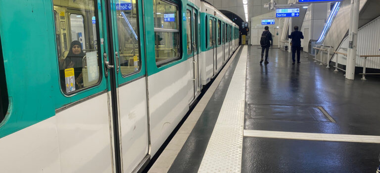 La régularité des transports en commun s’améliore, selon Ile-de-France Mobilités