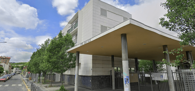 Vitry-sur-Seine : une partie du lycée Jean-Macé fermée après la chute d’un faux-plafond
