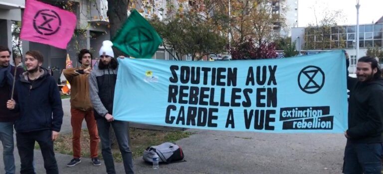 27 militants d’Attac et Extinction Rebellion en garde à vue après une tentative d’intrusion au Bourget