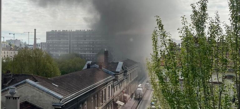 Incendie à Aubervilliers: deux écoles et 80 logements évacués