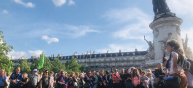 Autocollants anti-avortement sur les Vélib’ du Grand Paris : les féministes ripostent