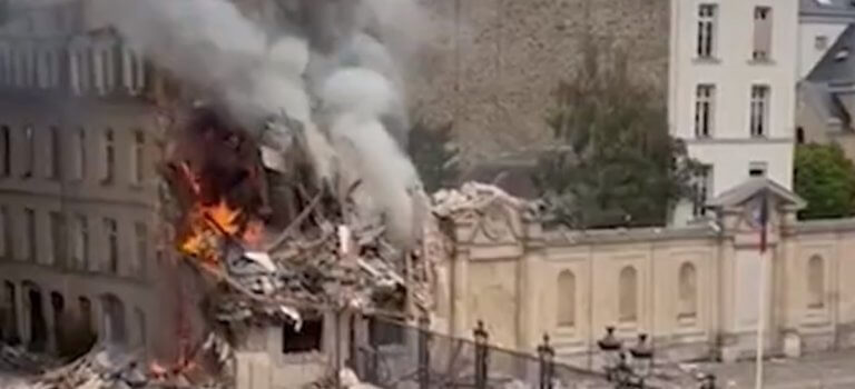 Effondrement d’un immeuble à Paris : la ville débloque deux millions d’euros pour les victimes