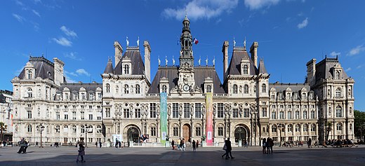 À Paris, Pierre-Yves Bournazel lance sa campagne pour la mairie