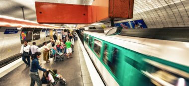 Ile-de-France : les métros, RER et trains ne s’arrêteront plus en cas de malaise voyageur
