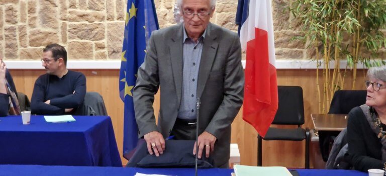 Boycott du conseil à Villeneuve-Saint-Georges : “le maire nous prend pour des guignols”