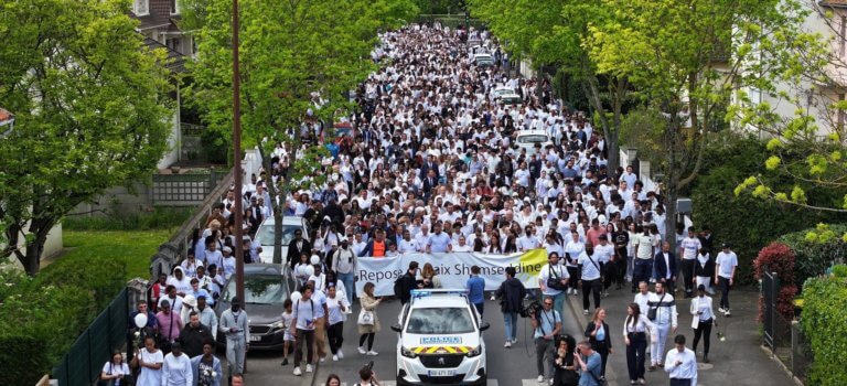Viry-Châtillon : des centaines de personnes ont marché en mémoire de Shemseddine