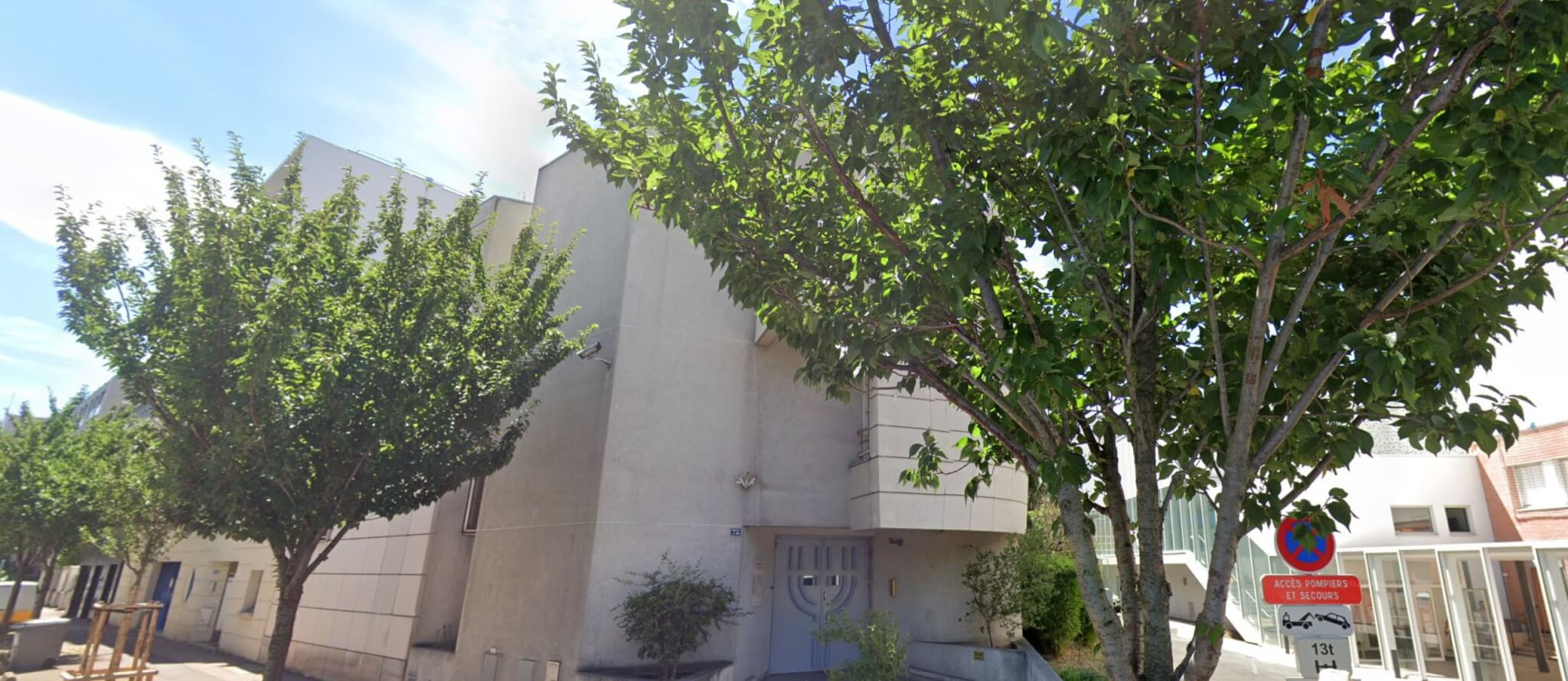 Un homme condamné à huit mois de prison avec sursis pour des tags sur une synagogue d'Issy-les-Moulineaux