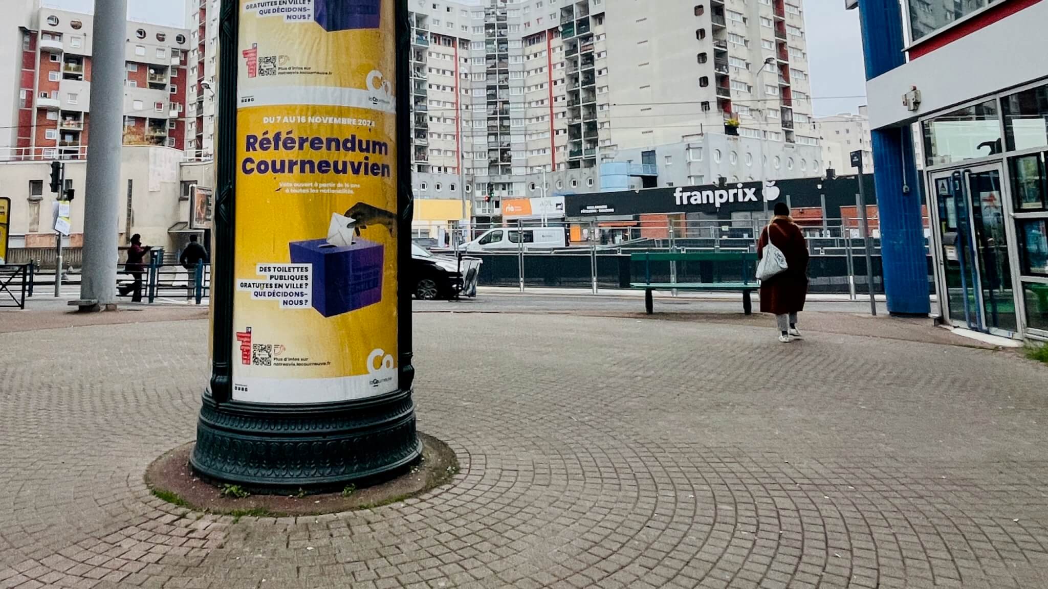 Référendum à La Courneuve : vote massif pour des toilettes publiques gratuites