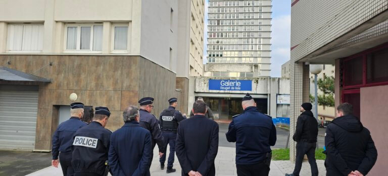 À Choisy-le-Roi, des opérations du bleu dans les rues pour insécuriser les dealers