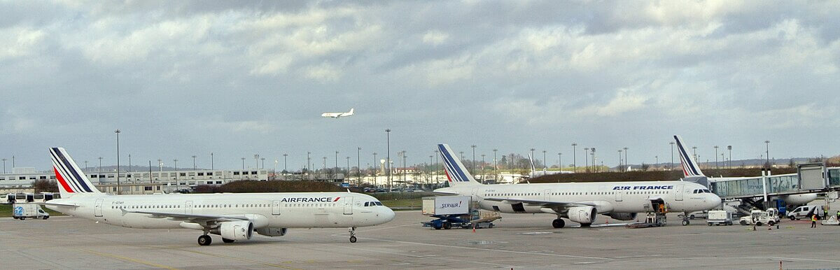 A l'aéroport de Paris Roissy, une armée de mécanos au service de 200 compagnies